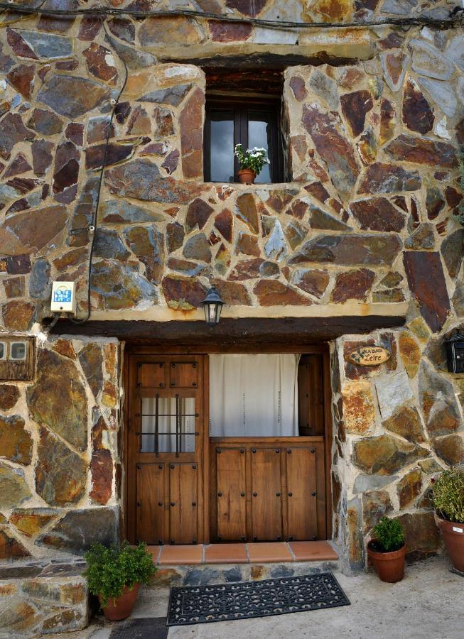 Tamajon La Casita De Leireゲストハウス エクステリア 写真